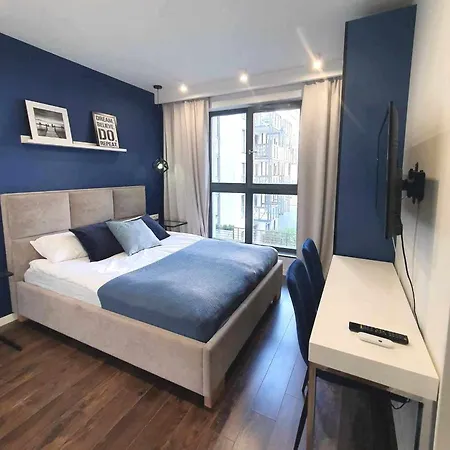 Hello Classy Industrial Browar Apartment